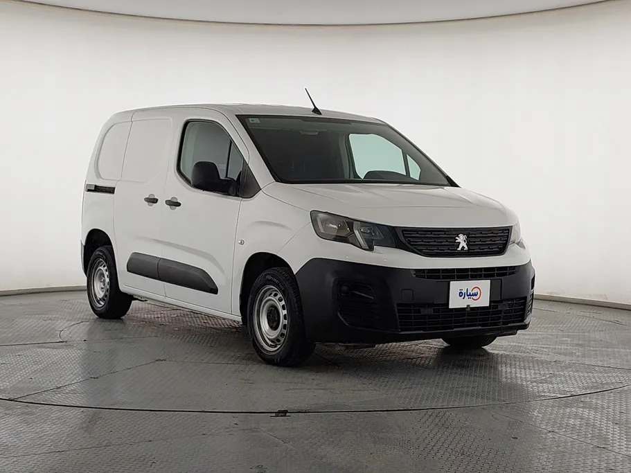 2022 Peugeot Partner Short van 