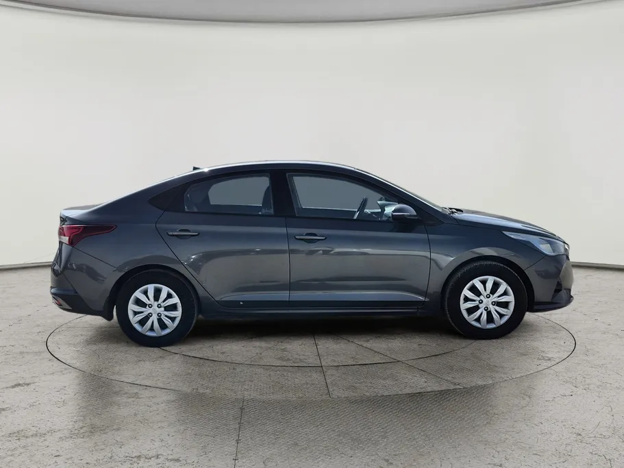 2022 Hyundai Accent Smart 