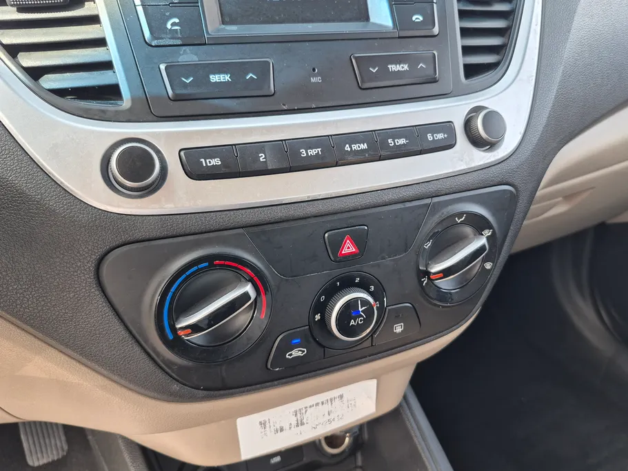 2022 Hyundai Accent Smart 