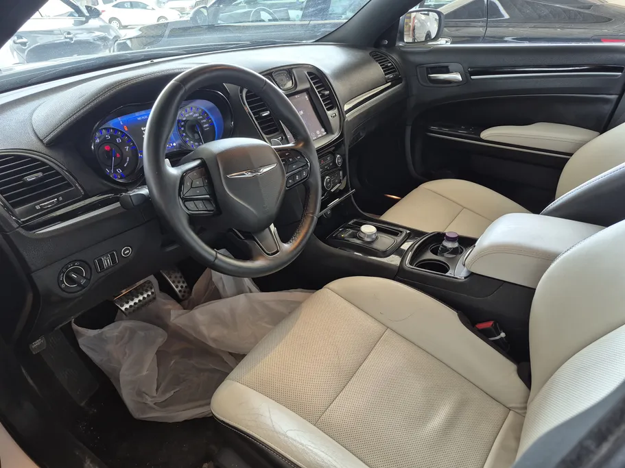 كرايسلر 300 S 2021 