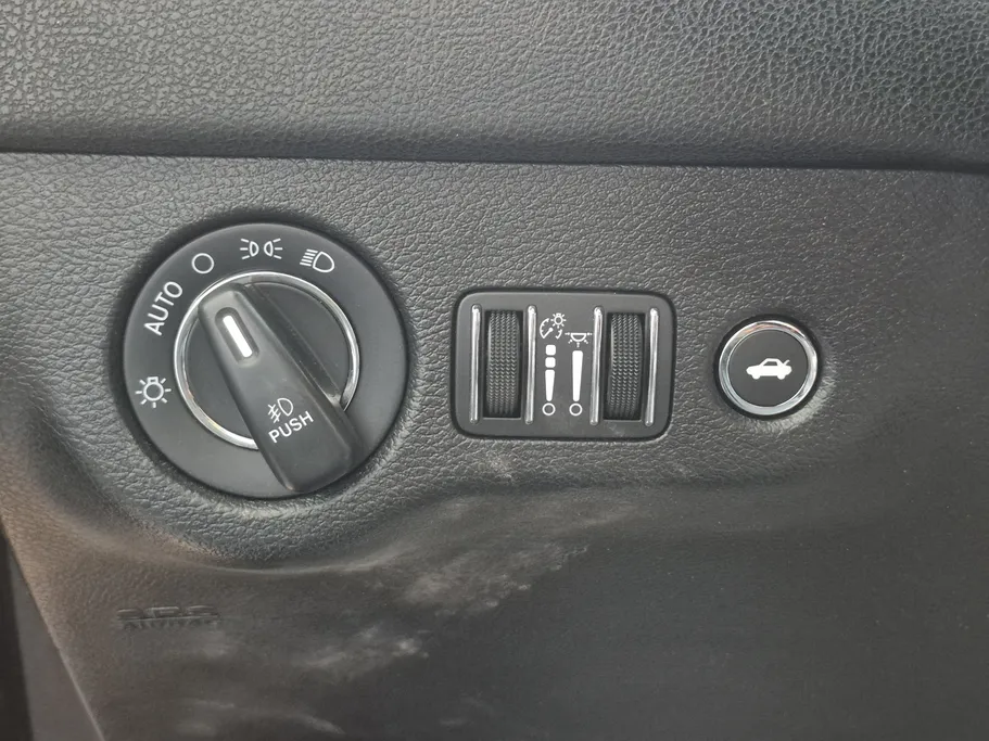 كرايسلر 300 S 2021 