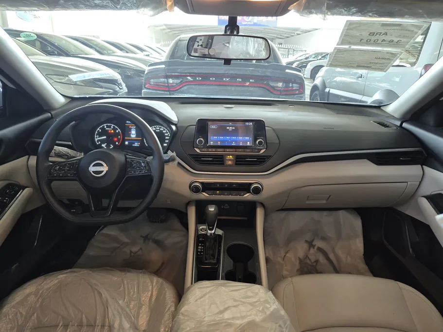 نيسان التيما S 2023 