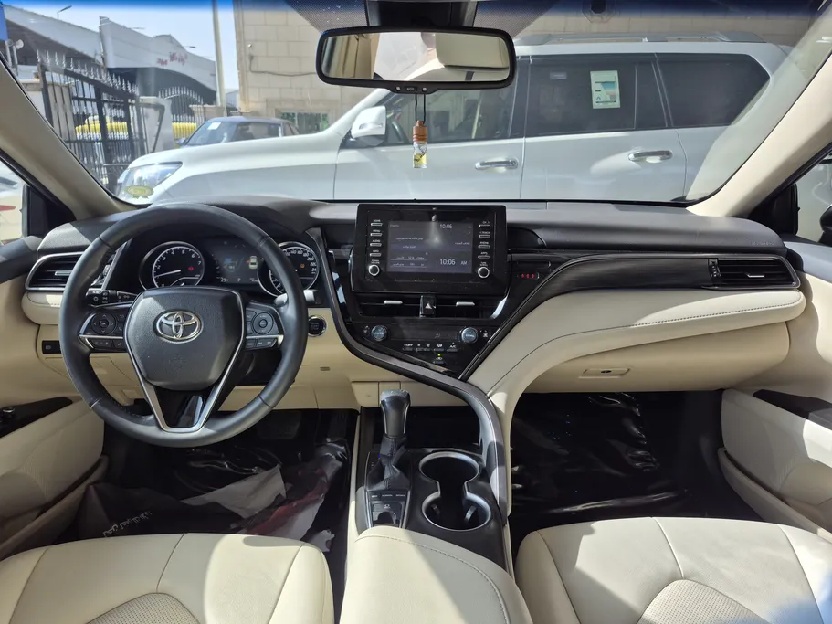 تويوتا كامري Limited 2023 