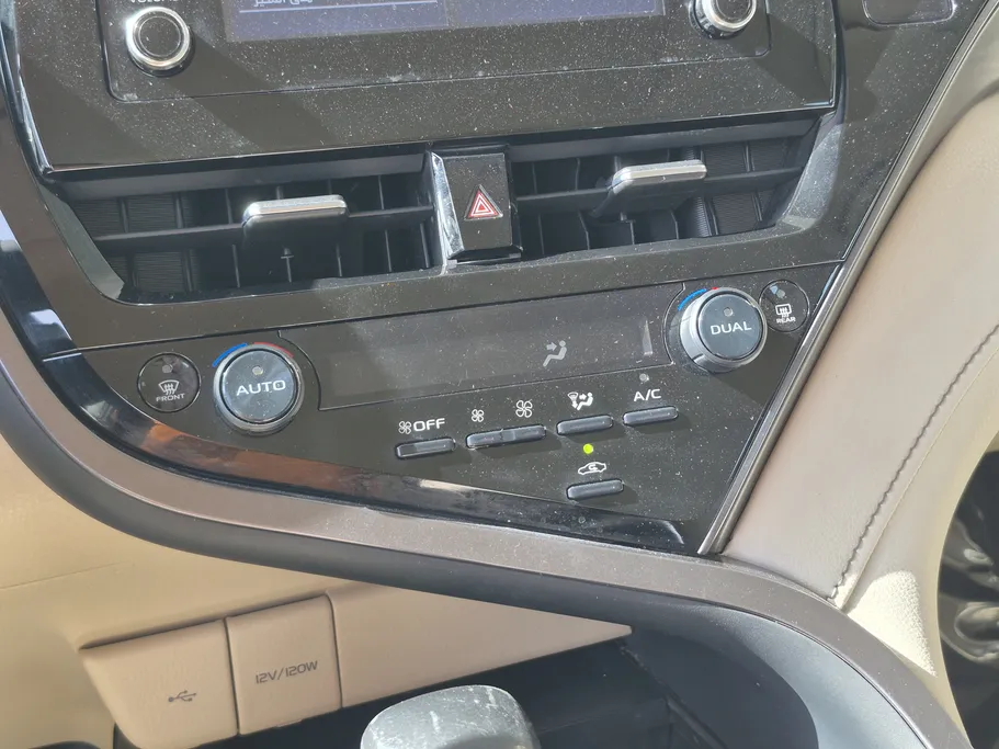 تويوتا كامري Limited 2023 