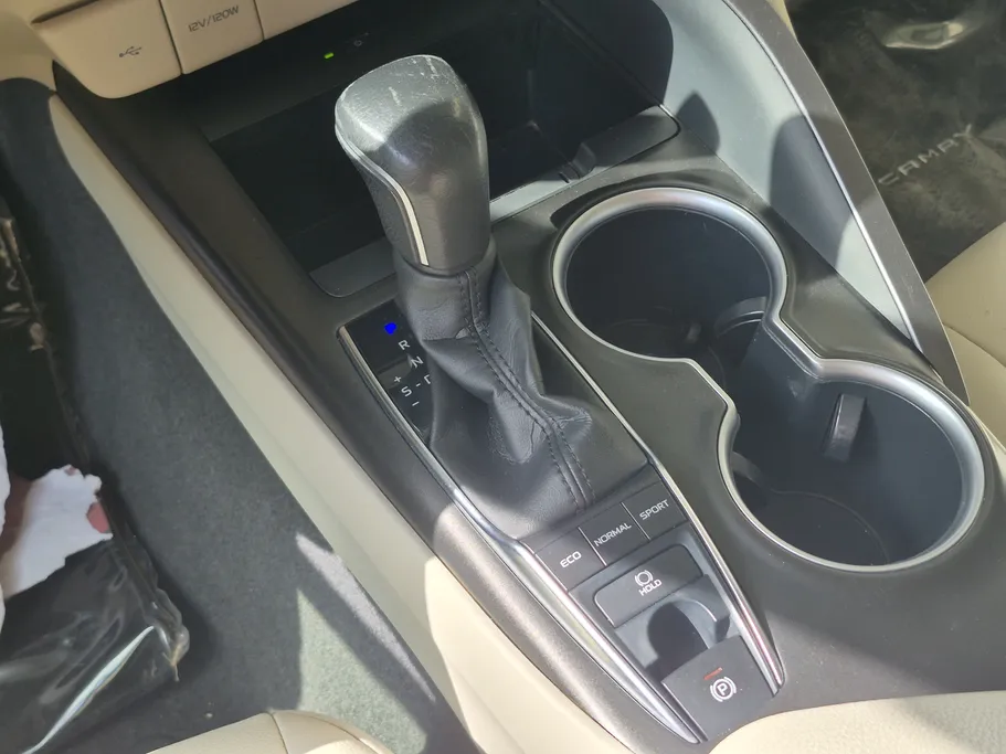 تويوتا كامري Limited 2023 