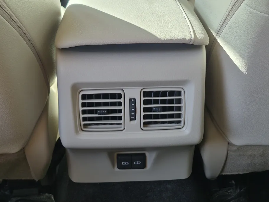 تويوتا كامري Limited 2023 