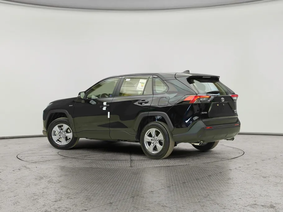 تويوتا راف فور LE HEV 2025 