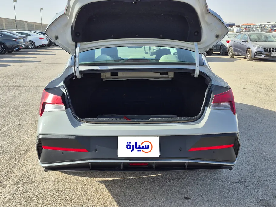 2024 Hyundai Elantra Fleet 