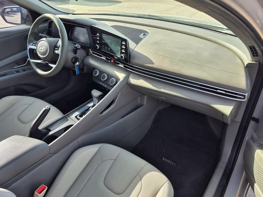 2024 Hyundai Elantra Fleet 