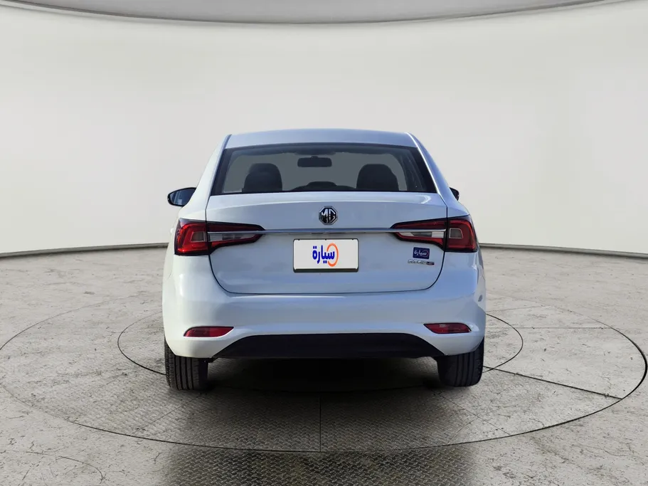 ام جي 5 STD 2022 