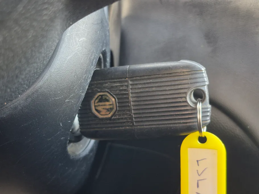 ام جي 5 STD 2022 