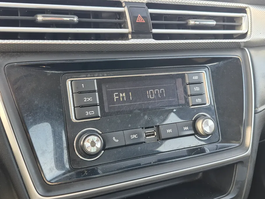 ام جي 5 STD 2022 