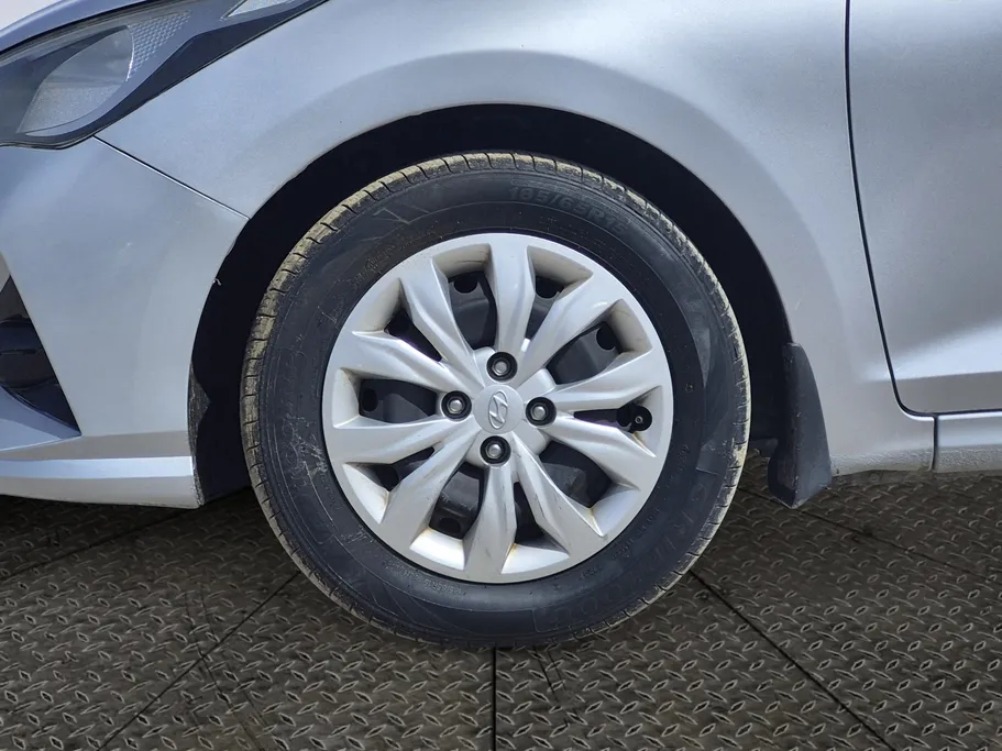 2022 Hyundai Accent Smart 