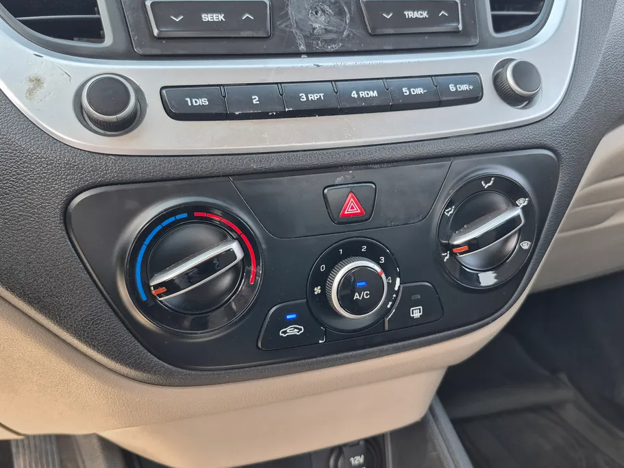 2022 Hyundai Accent Smart 