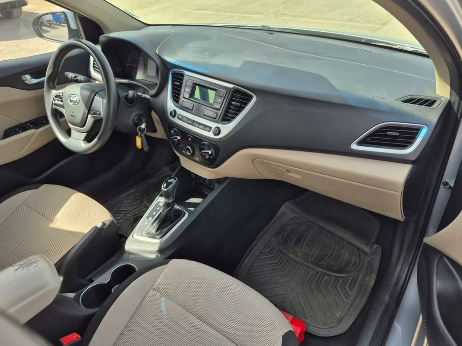 2022 Hyundai Accent Smart 