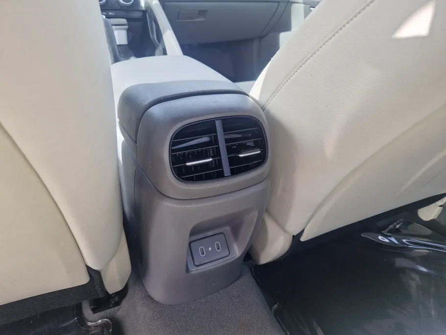 2024 Hyundai Elantra Fleet 