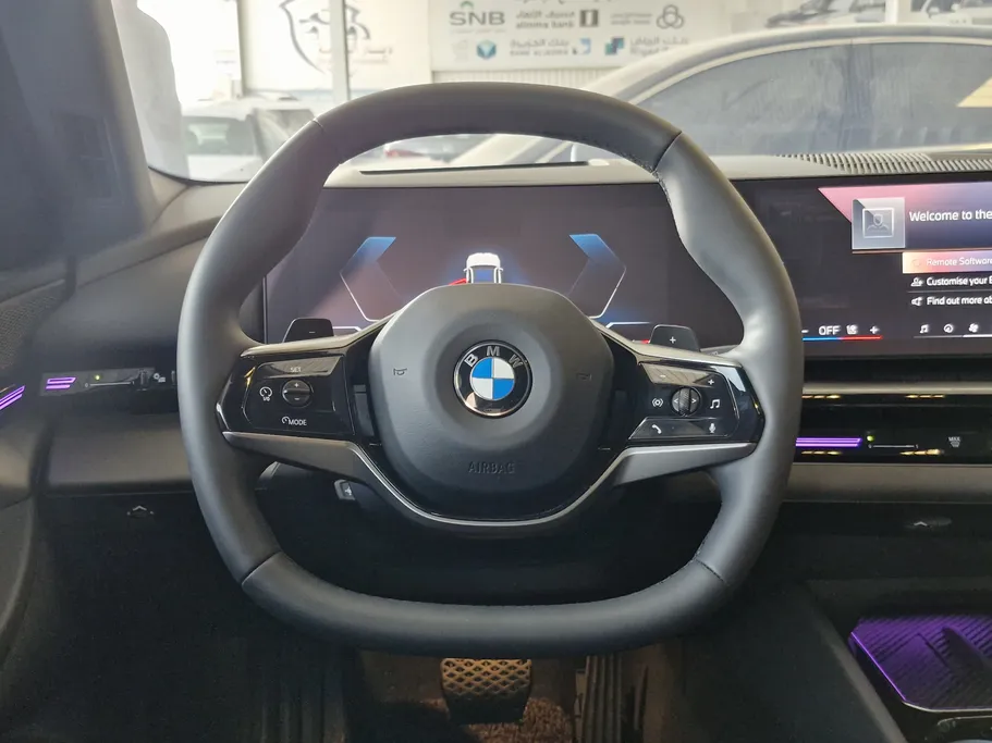 بي ام دبليو الفئة الخامسة 520i 2024 