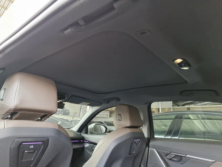 بي ام دبليو الفئة الخامسة 520i 2024 