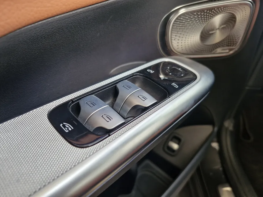 مرسيدس GLC 300 2025 