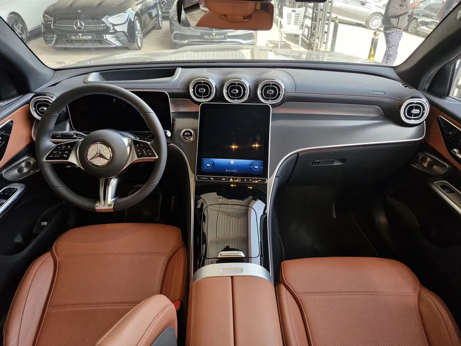 مرسيدس GLC 300 2025 