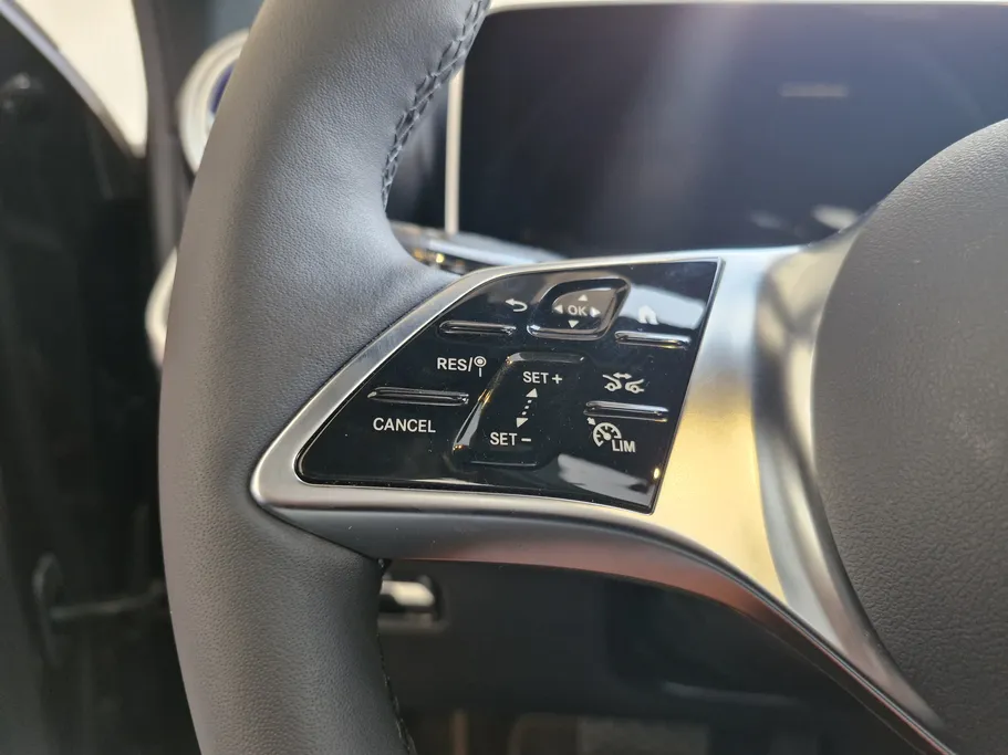 مرسيدس GLC 300 2025 