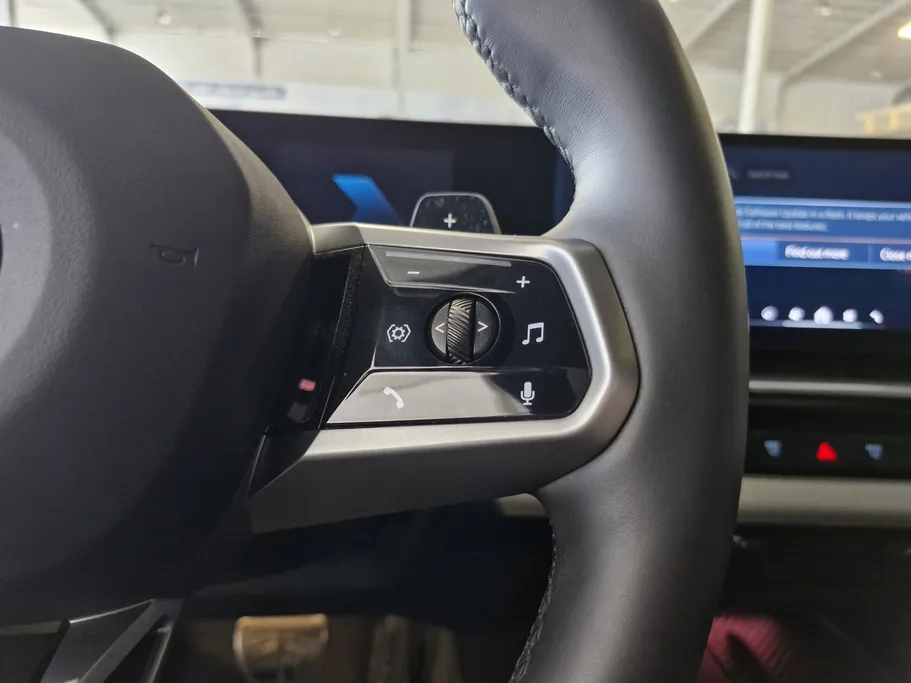 بي ام دبليو الفئة الخامسة 520i 2024 