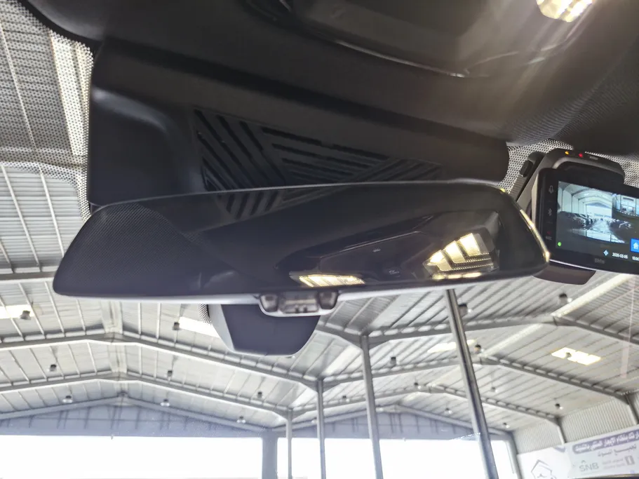 بي ام دبليو الفئة الخامسة 520i 2025 