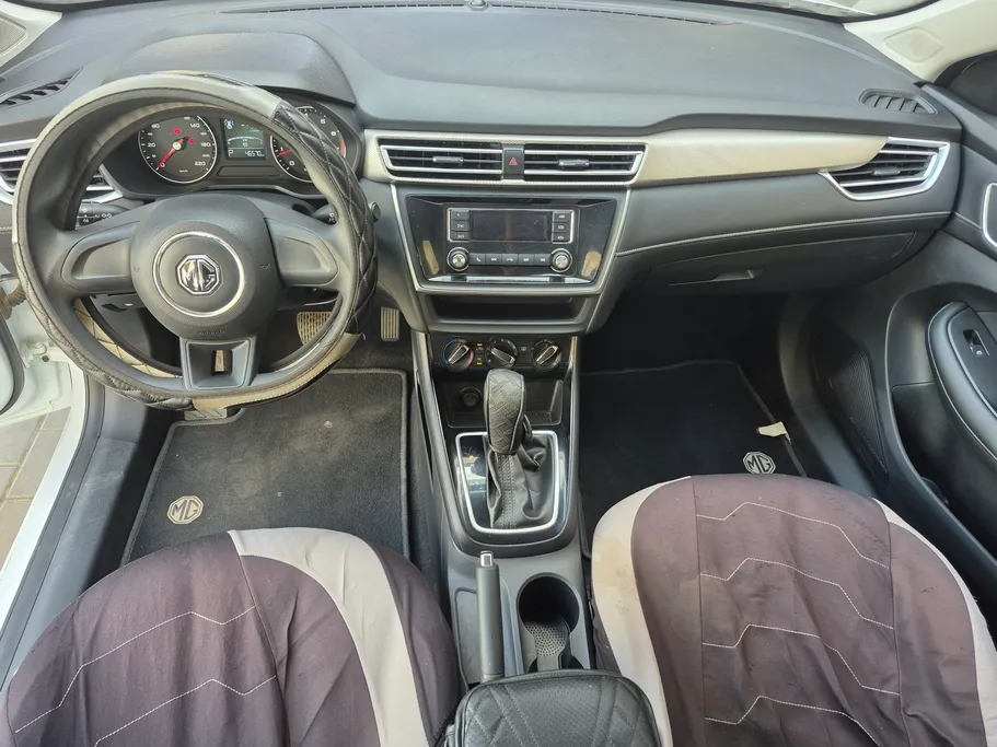 ام جي 5 STD 2023 