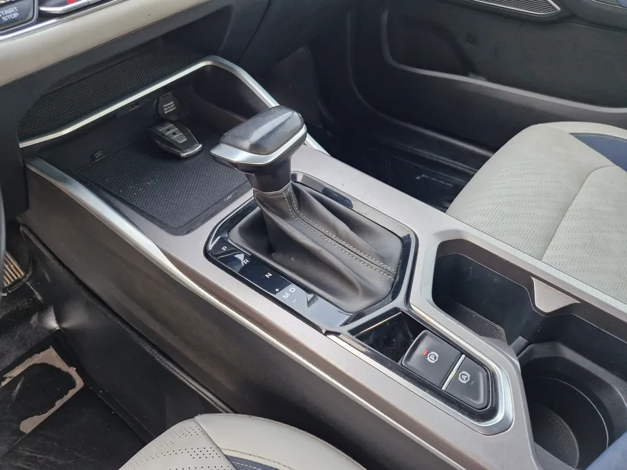 2023 جيلي Emgrand GF 