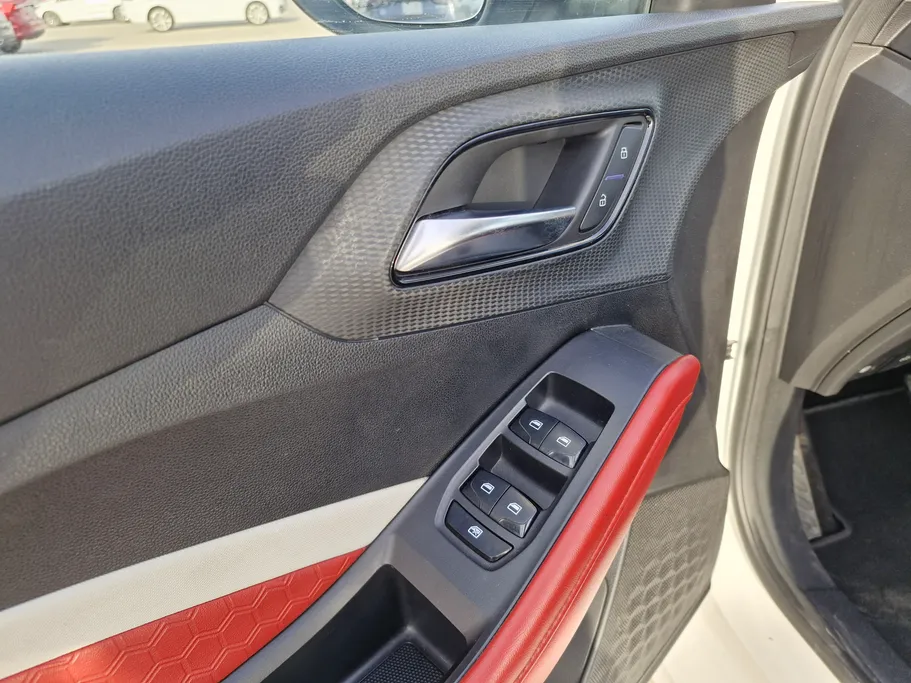 ام جي جي تي LUX 2023 