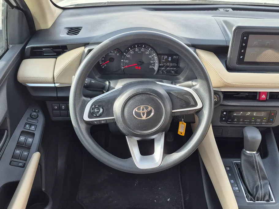 تويوتا يارس Y 2023 