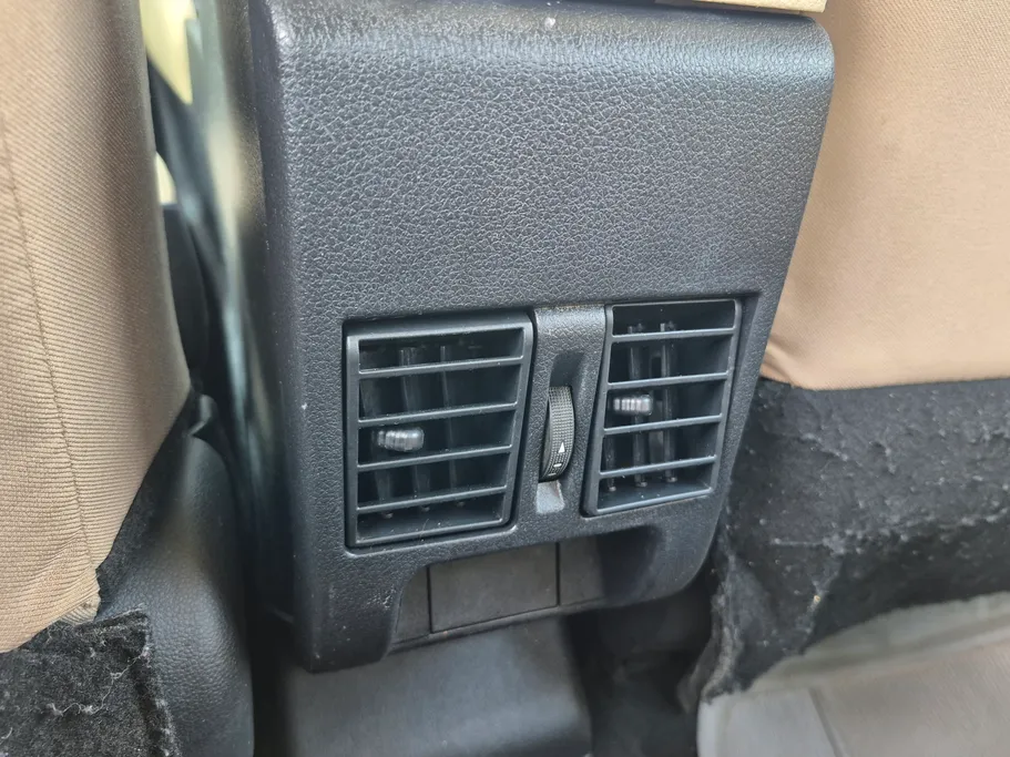 تويوتا يارس Y 2023 