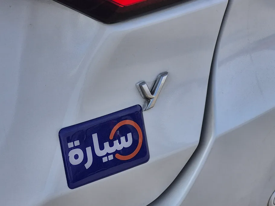 تويوتا يارس Y 2023 