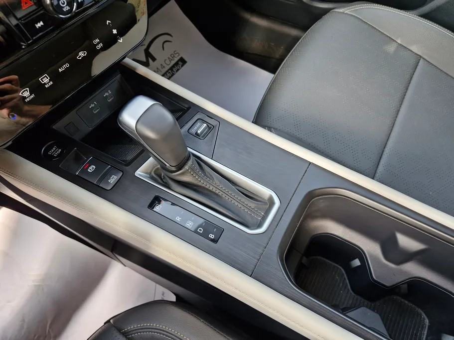 نيسان كيكس SL 2025 