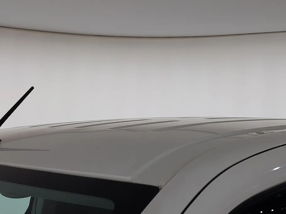 2022 Peugeot Partner Short van 