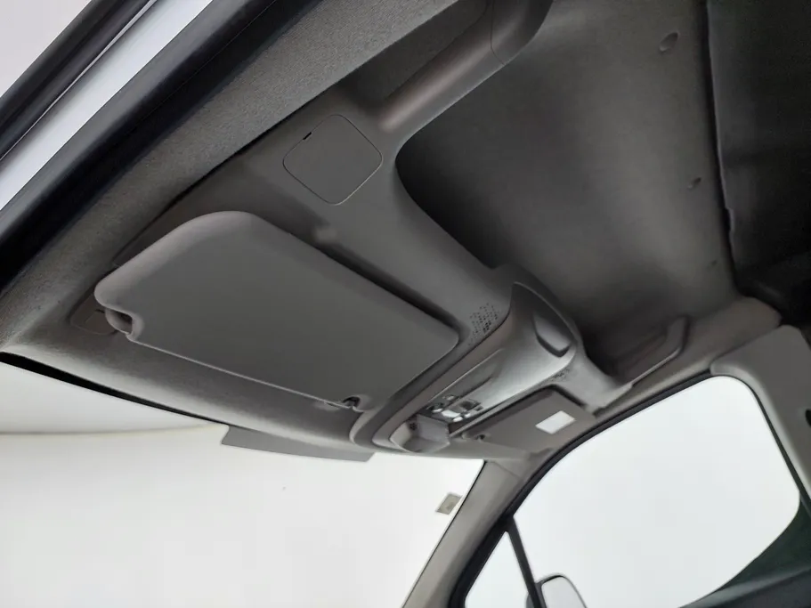 2022 Peugeot Partner Short van 