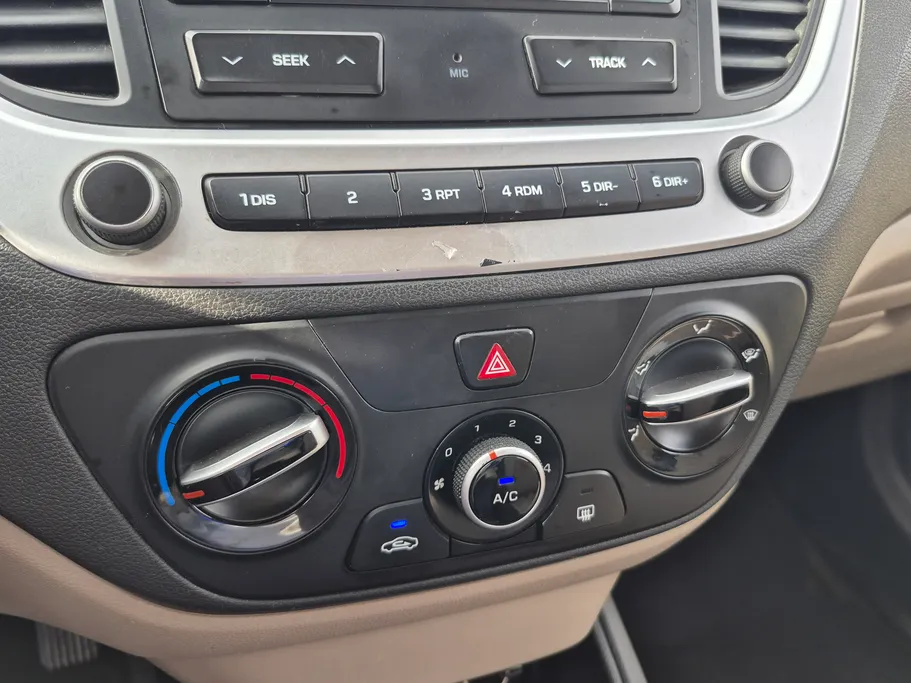 هيونداي اكسنت سمارت 2022 