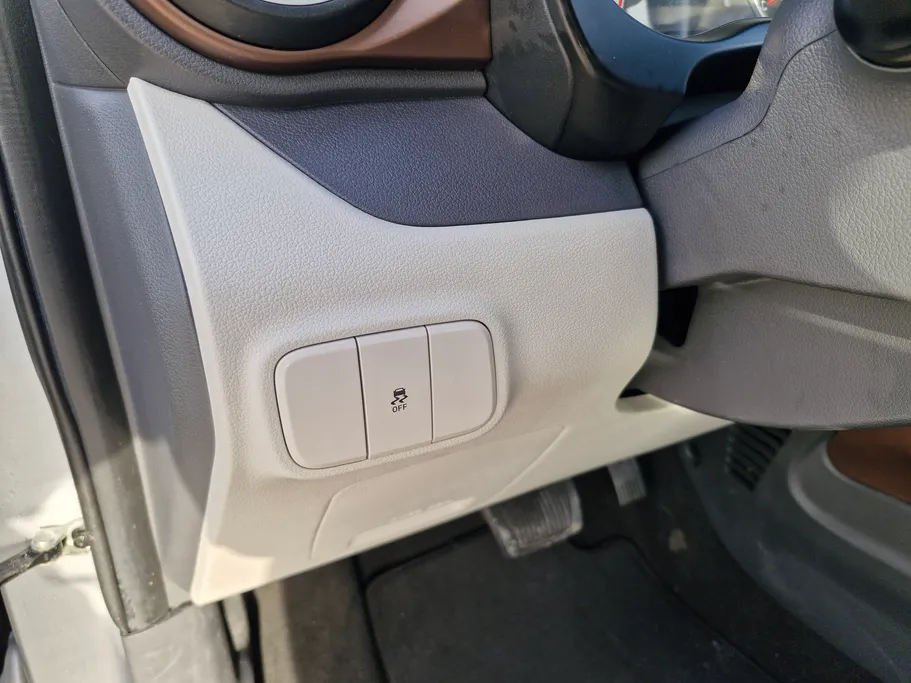 هيونداي Grand i10 فلييت 2023 