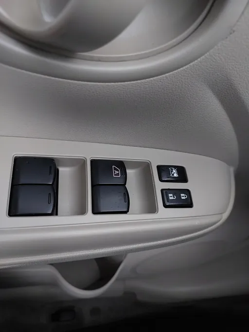 2023 Nissan Sunny SV Comfort 