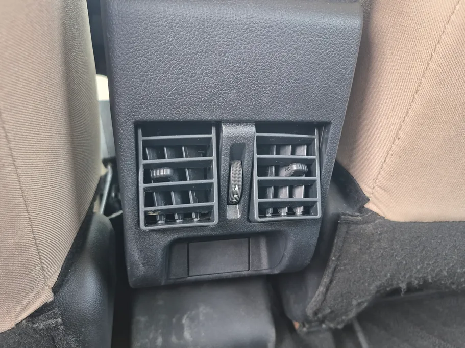 تويوتا يارس Y 2023 