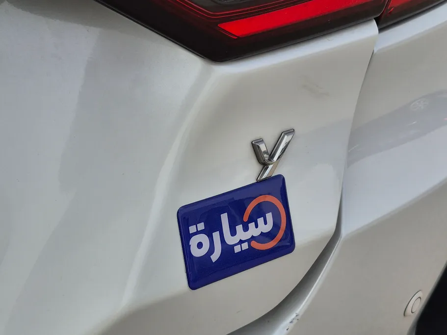 تويوتا يارس Y 2023 