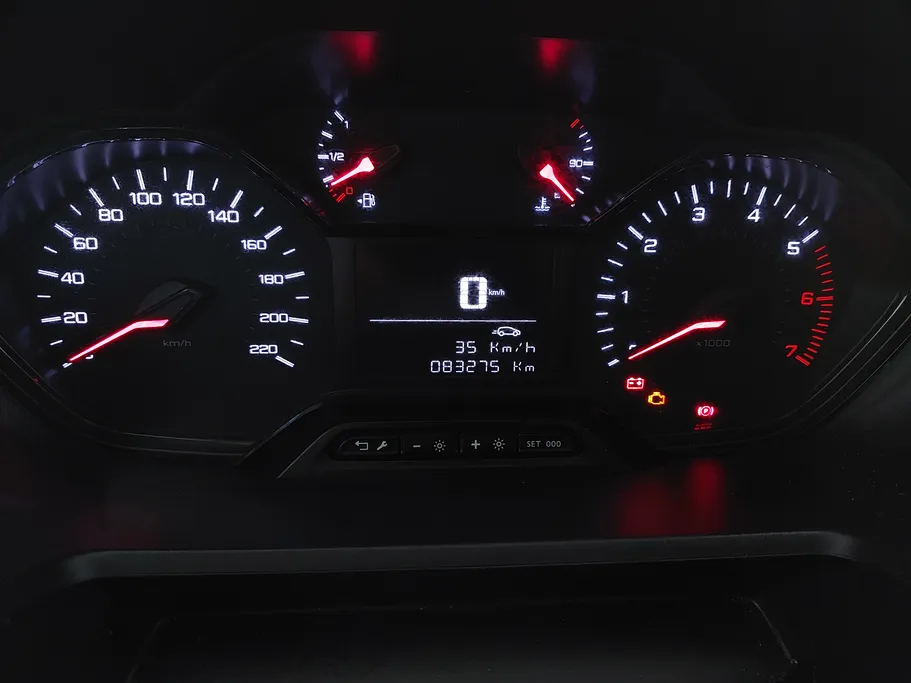 2023 Peugeot Partner Short van 