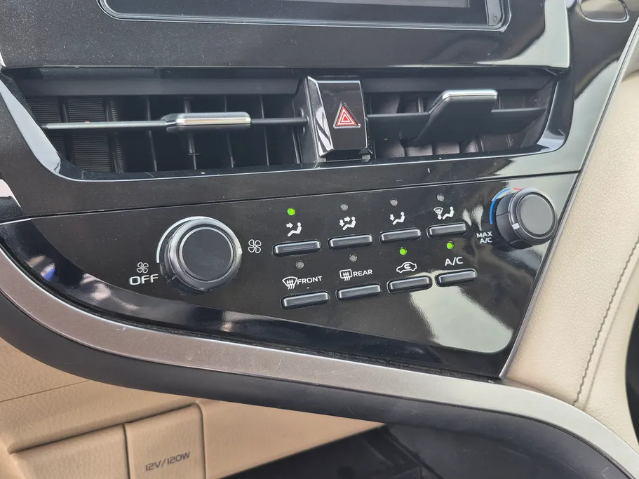 2024 Toyota Camry  LE 