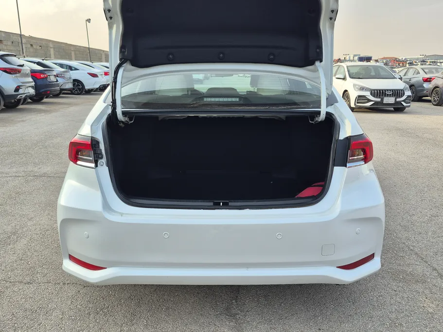 تويوتا كورولا XLI 2023 