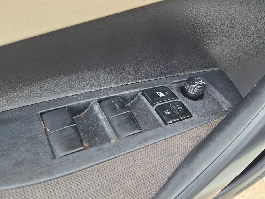 تويوتا كورولا XLI 2023 