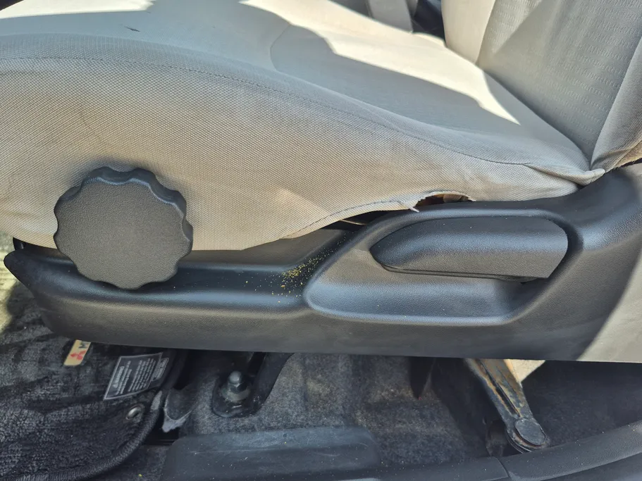 ميتسوبيشي اتراج L 2021 