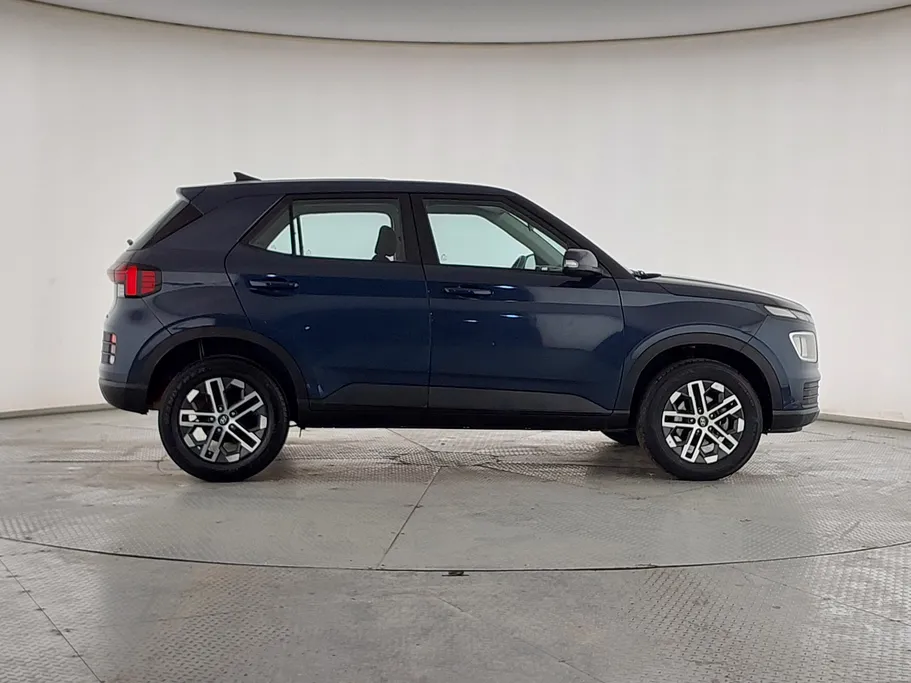 2024 Hyundai Venue Smart 