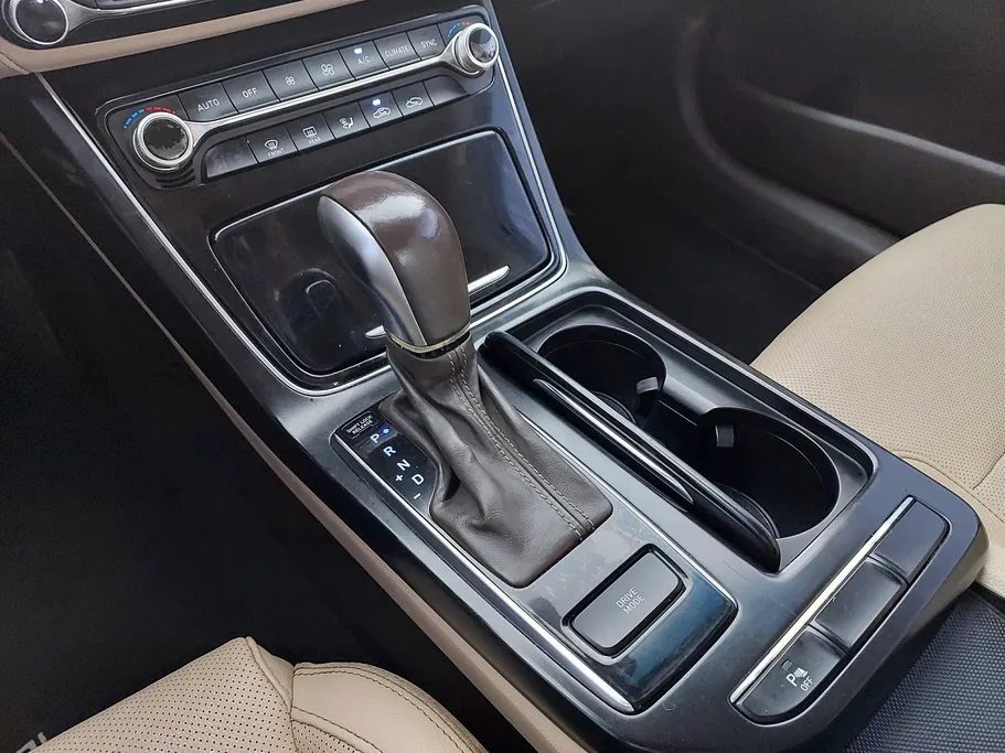 2020 Hyundai Azera GLS 