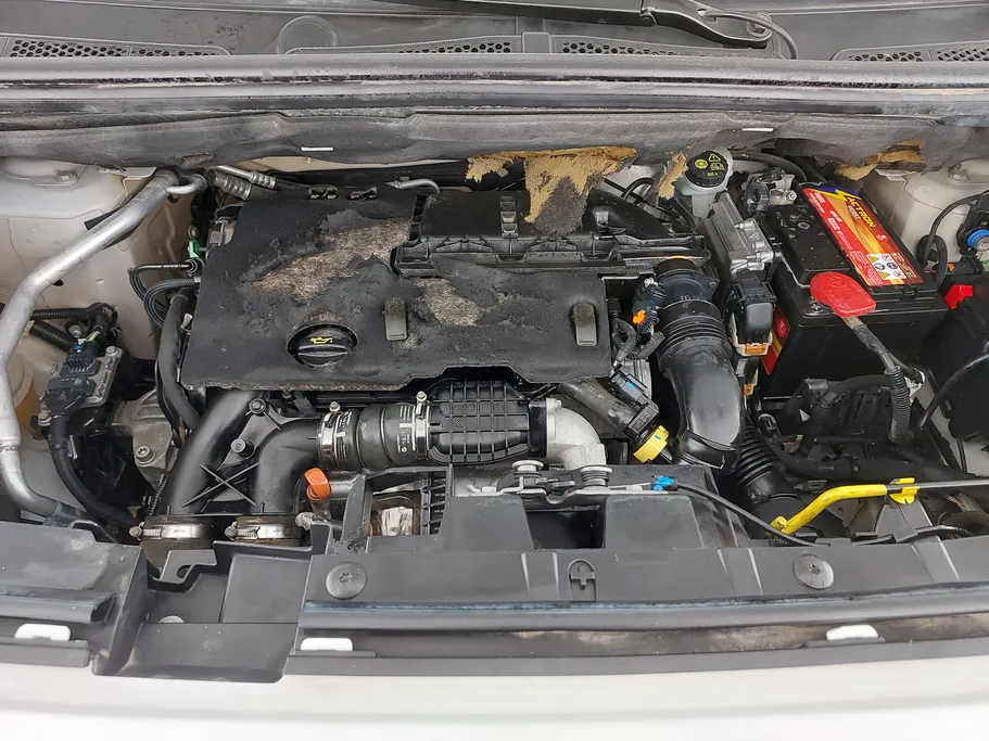 2022 Peugeot Partner Short van 