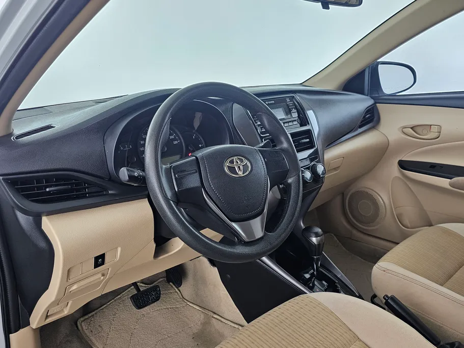 تويوتا يارس Y 2021 